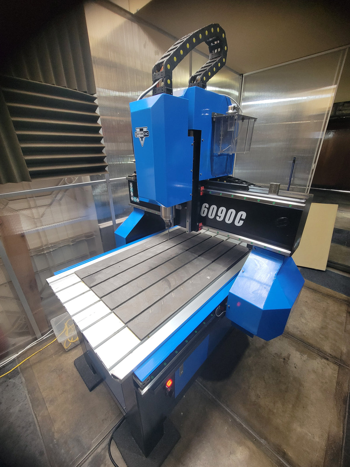 Router CNC Qustom H1-6090C 3 Ejes – 60×90 cm – 3 kW