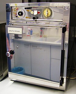 Incubadora de laboratorio