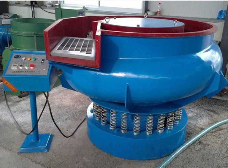 Máquina de acabado químico (Chemical Finishing Machine)