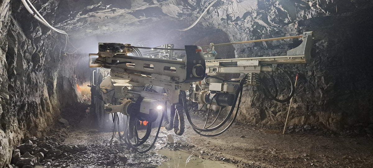 Perforadora de minería subterránea