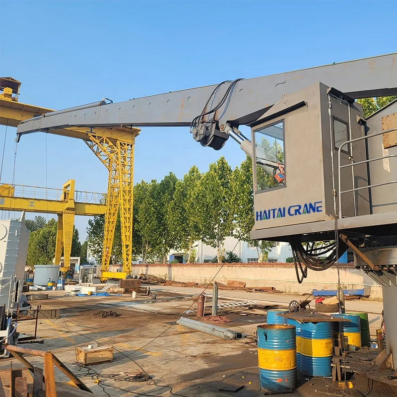 Grúa de cubierta hidráulica