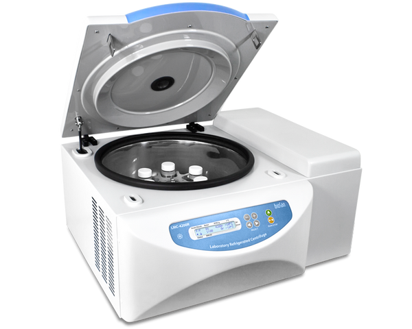 Centrífuga de laboratorio